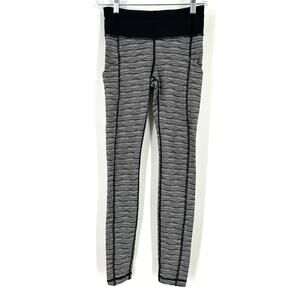 Lululemon Speed Tight II Textured Wave Black Silver Spoon Black Size 4